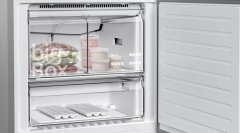 Siemens iQ300 Alttan Donduruculu Buzdolabı 186 x 75 cm Kolay temizlenebilir Inox KG76NVIF0N